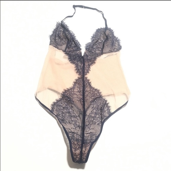 VICTORIAS SECRET Lace Embroidered Bodysuit Large - Picture 1 of 4